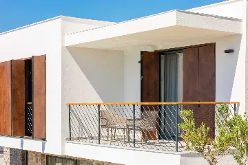 Modern Seaside Villa with Pool in Primošten