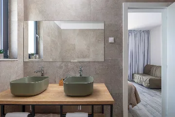 Modern Seaside Villa with Pool in Primošten