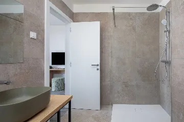 Modern Seaside Villa with Pool in Primošten