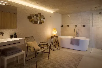 Seaside Retreat Villa with Pool in Sutivan