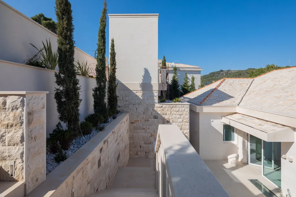 Coastal Villa with Private Pool in Selca