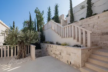 Coastal Villa with Private Pool in Selca