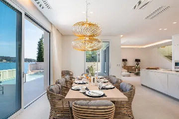 Coastal Villa with Private Pool in Selca