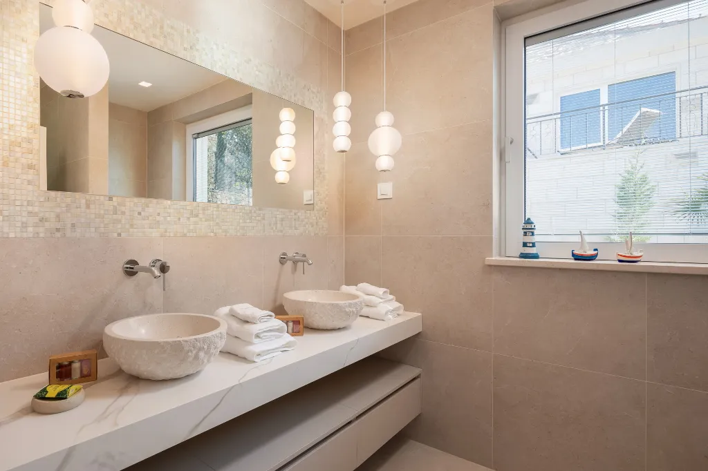 Coastal Villa with Private Pool in Selca