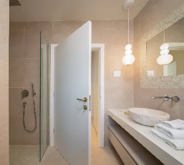 Coastal Villa with Private Pool in Selca