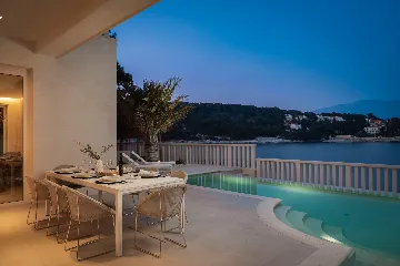 Coastal Villa with Private Pool in Selca