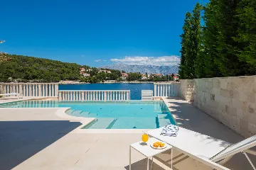 Coastal Villa with Private Pool in Selca