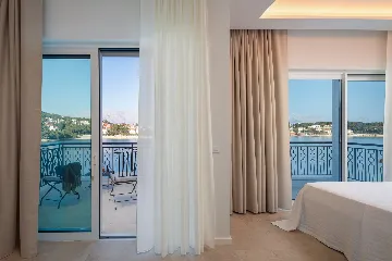 Seaside Pool Villa Retreat Selca