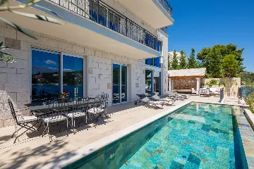 Seaside Pool Villa Retreat Selca