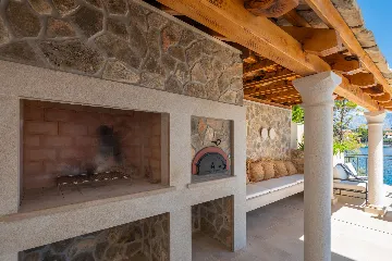 Seaside Pool Villa Retreat Selca