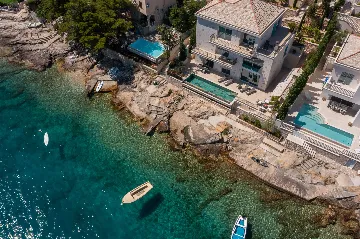 Seaside Pool Villa Retreat Selca