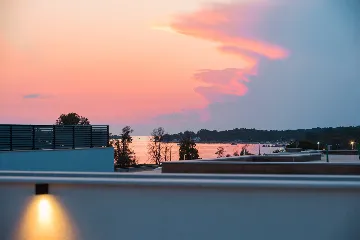 Modern 5-Bedroom Villa with Pool in Funtana