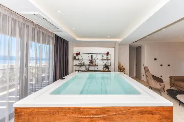 Contemporary Villa Retreat with Infinity Pool Makarska