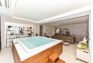 Contemporary Villa Retreat with Infinity Pool Makarska