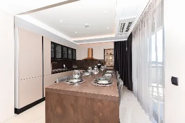 Contemporary Villa Retreat with Infinity Pool Makarska