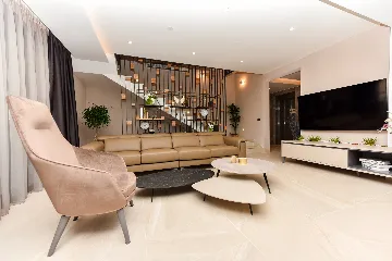 Contemporary Villa Retreat with Infinity Pool Makarska