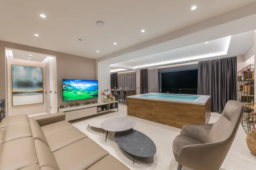 Contemporary Villa Retreat with Infinity Pool Makarska