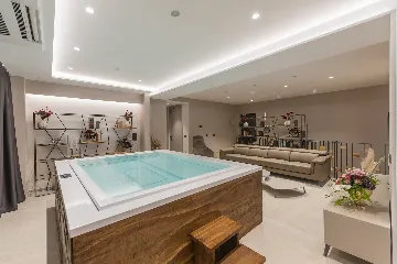 Contemporary Villa Retreat with Infinity Pool Makarska