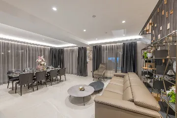 Contemporary Villa Retreat with Infinity Pool Makarska