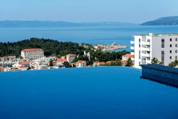 Contemporary Villa Retreat with Infinity Pool Makarska