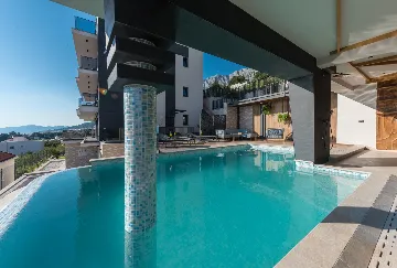 Contemporary Villa Retreat with Infinity Pool Makarska
