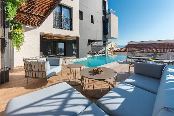 Contemporary Villa Retreat with Infinity Pool Makarska