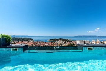 Contemporary Villa with Heated Pool Makarska