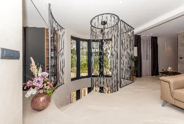 Contemporary Villa with Heated Pool Makarska