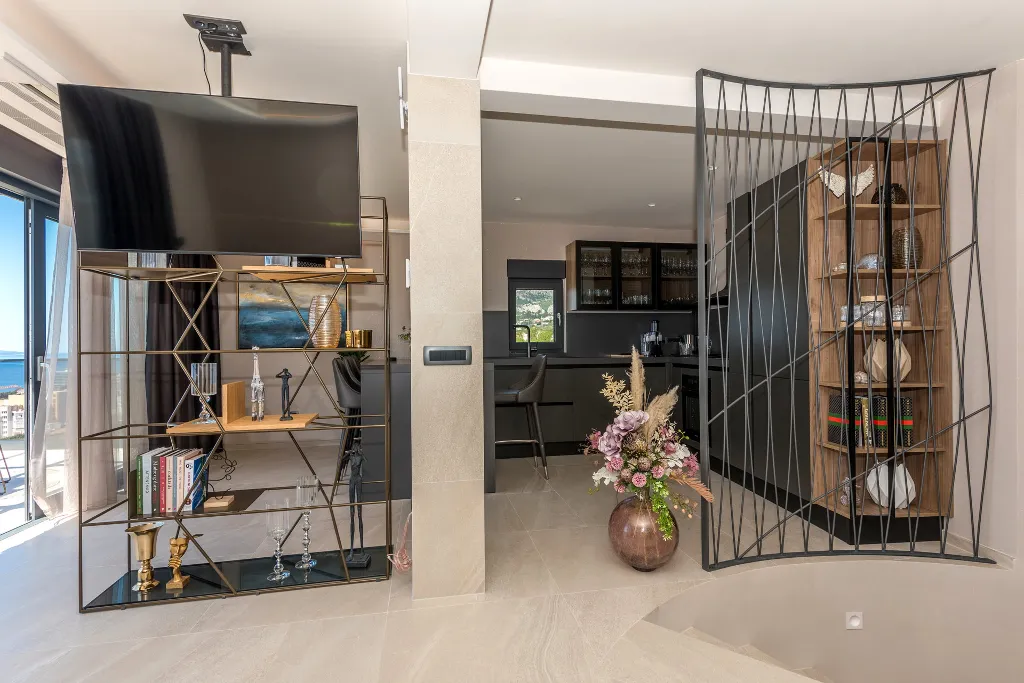 Contemporary Villa with Heated Pool Makarska