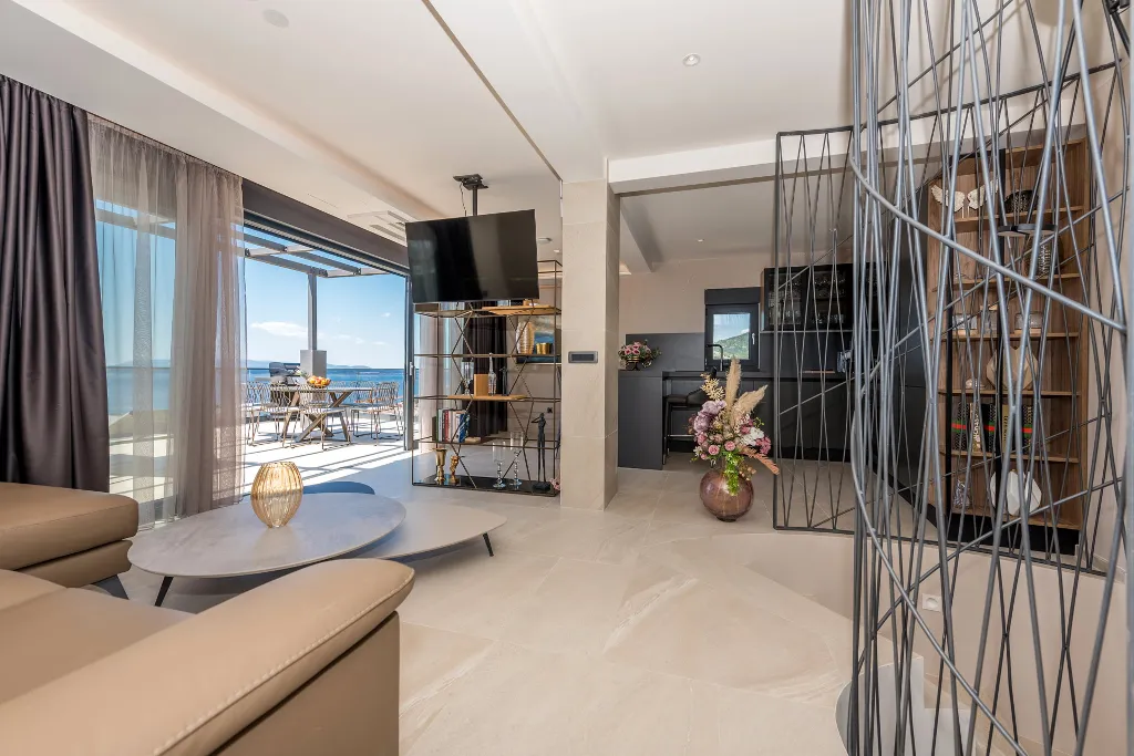 Contemporary Villa with Heated Pool Makarska