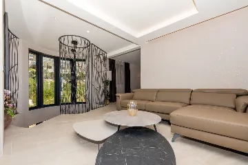 Contemporary Villa with Heated Pool Makarska