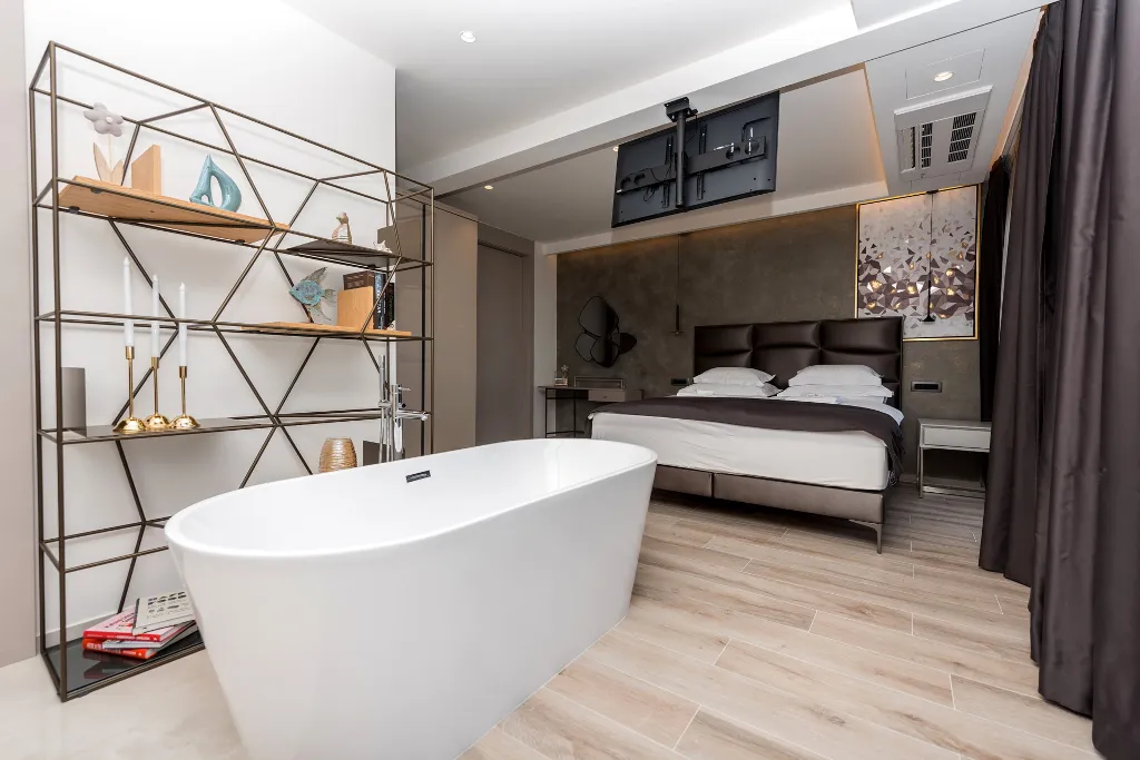 Contemporary Villa with Heated Pool Makarska