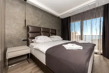 Contemporary Villa with Heated Pool Makarska