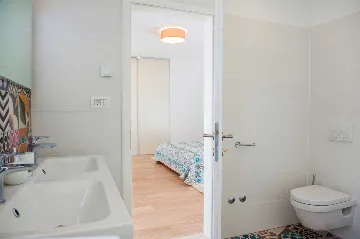 Contemporary Seafront Villa with Pool in Sutivan