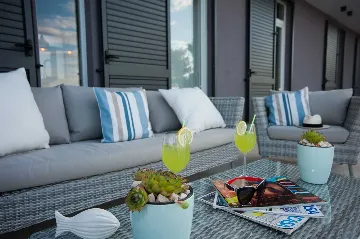 Contemporary Seafront Villa with Pool in Sutivan