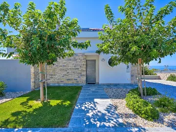 Modern Villa with Heated Pool in Novalja