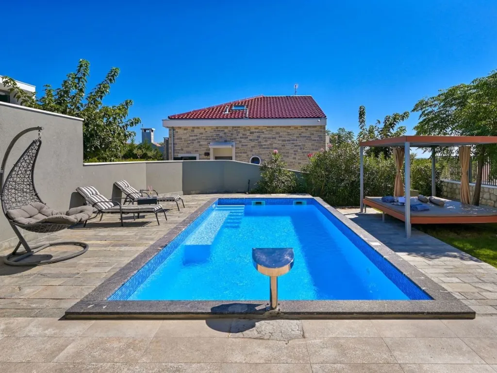 Modern Villa with Heated Pool in Novalja