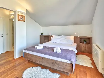 Modern Villa with Heated Pool in Novalja