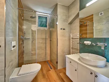 Modern Villa with Heated Pool in Novalja