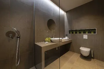 Modern 5-Bedroom Villa with Infinity Pool, Orašac