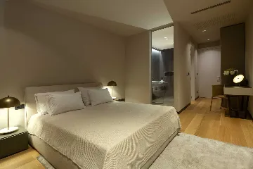 Modern 5-Bedroom Villa with Infinity Pool, Orašac