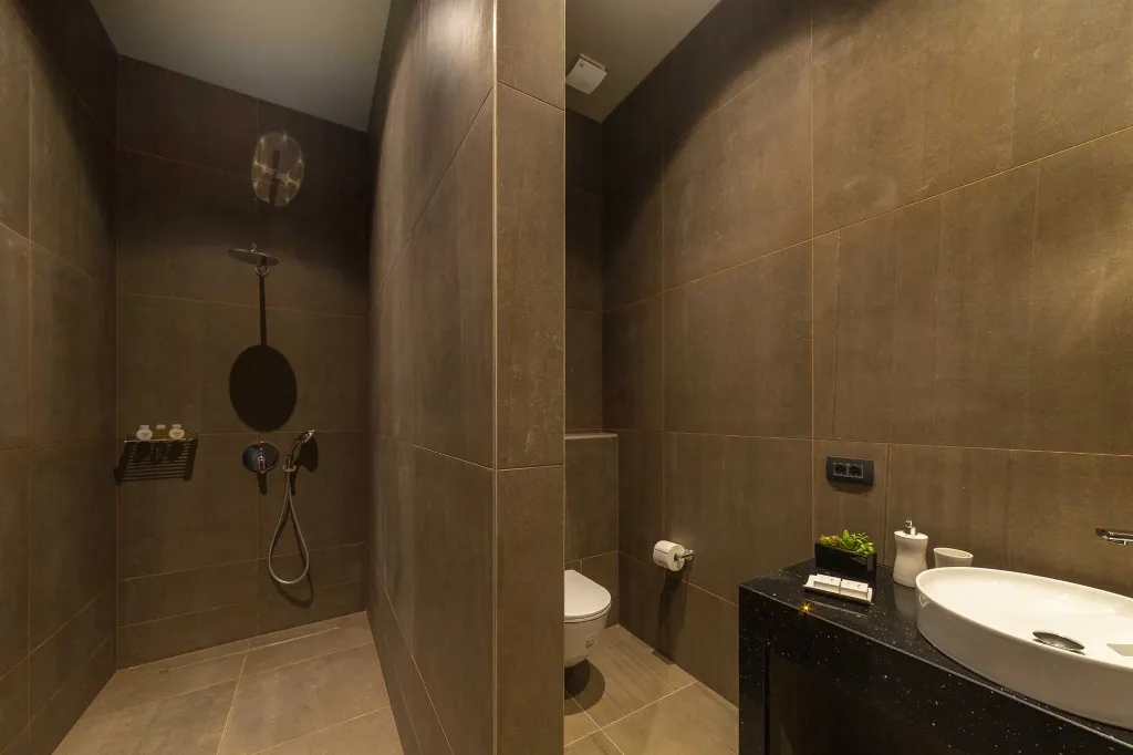 Grand Twin Villa Retreat with Pools in Orašac, Dubrovnik