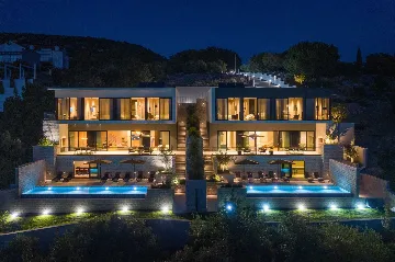 Grand Twin Villa Retreat with Pools in Orašac, Dubrovnik