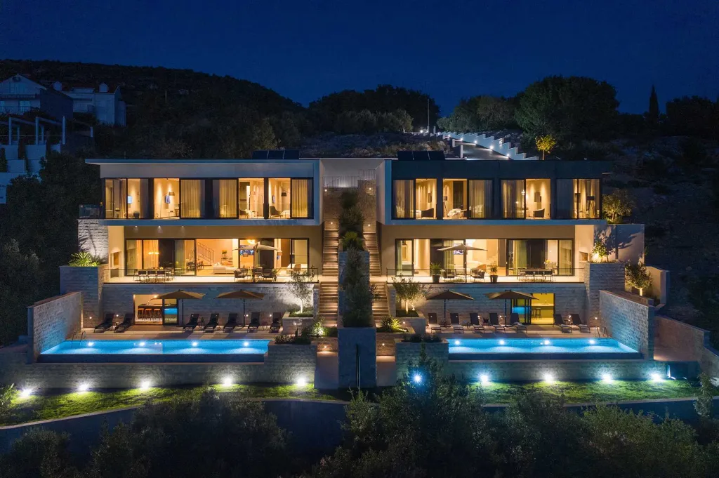 Grand Twin Villa Retreat with Pools in Orašac, Dubrovnik
