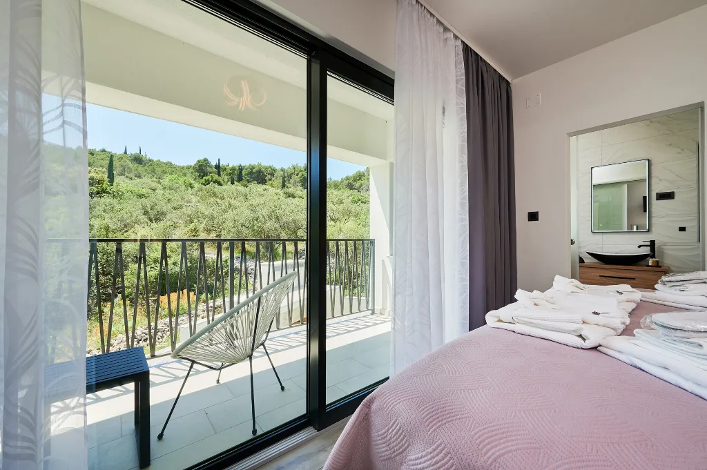 Contemporary Villa Escape in Arbanija
