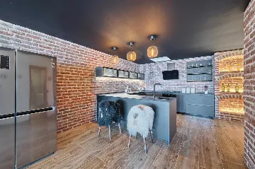 Spacious Beachfront Villa with Pool in Murter