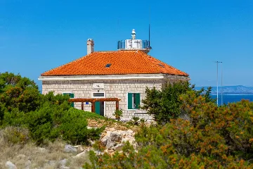 Island Retreat Villa with Lighthouse, Vis