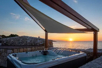 Island Retreat Villa with Lighthouse, Vis