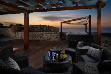 Island Retreat Villa with Lighthouse, Vis