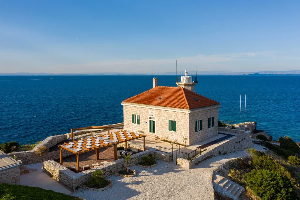 Island Retreat Villa with Lighthouse, Vis
